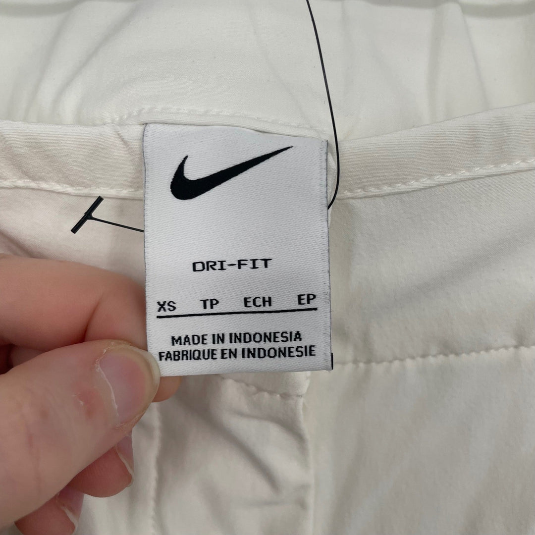 Nike Dri-FIT Standard Fit Womens Golf Shorts Size XS White Casual Active