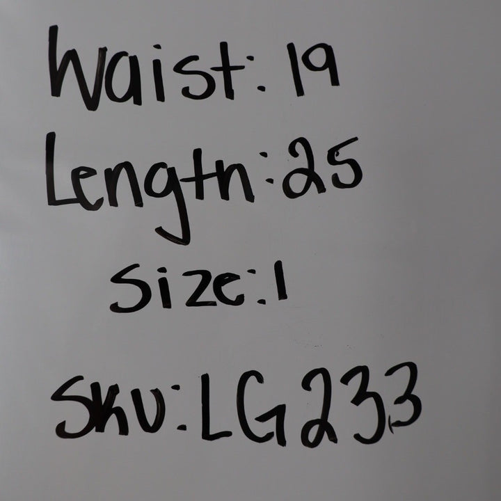 Chicos Black Knit Tank Top Sleeveless Scoop Neck Sweater Vest Size 1