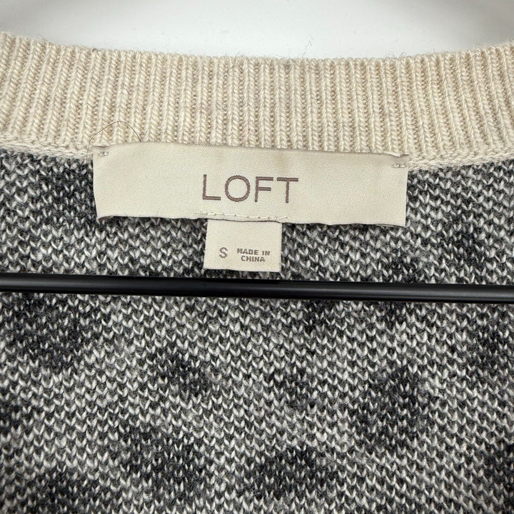 LOFT Sweater Womens Small Beige Black Leopard Themed Viscose Tight Knit V Neck