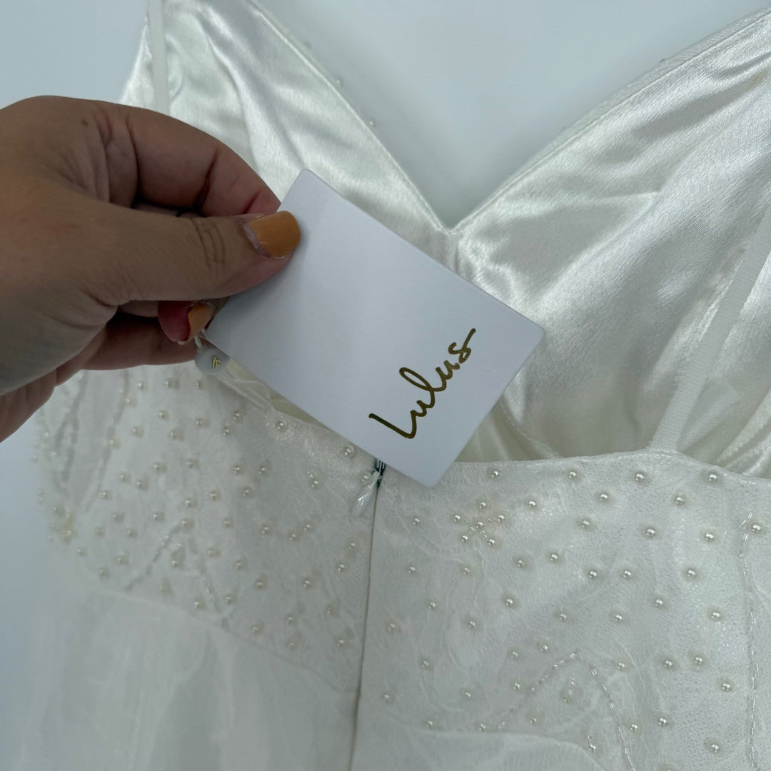 Lulus Love Perfection White Lace Tulle Pearl Beaded Maxi Dress Size M