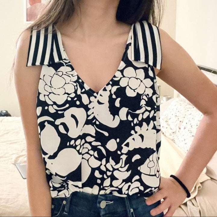 Cabi Floral Shoulder Tie Sleeveless Blouse Size S