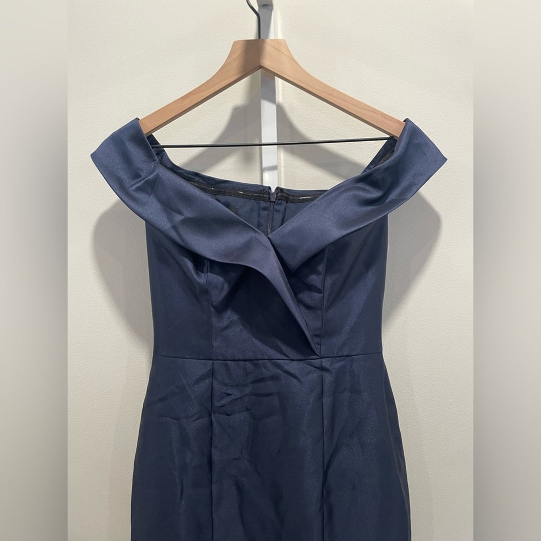 Alfred Sung Off-The-Shoulder Cuff Trumpet Gown With Front Slit Size 0