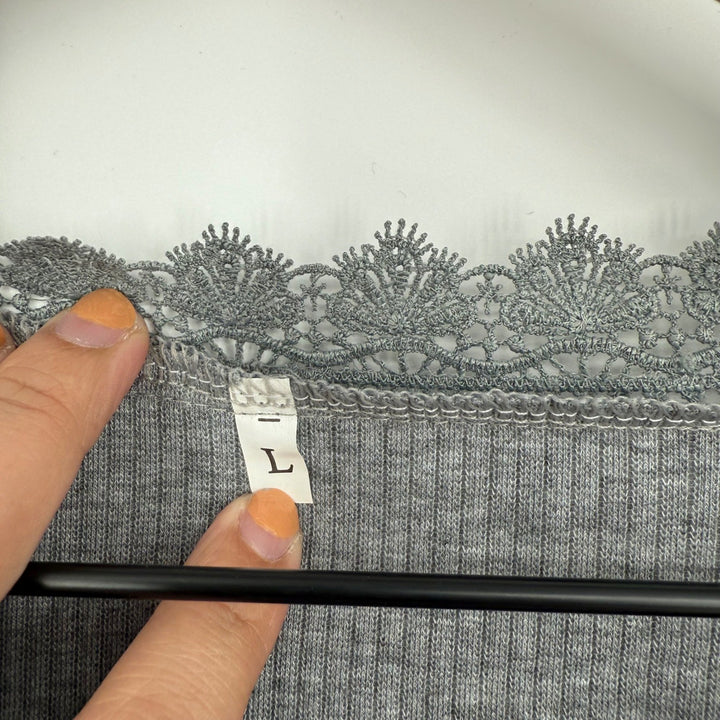 Gray Ribbed Long Sleeve Lace Trim V-Neck Button Cuff Casual Top Women's L