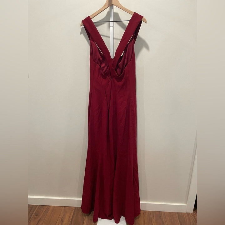 Dessy Collection Off-The-Shoulder Criss Cross Back Trumpet Gown Size 16