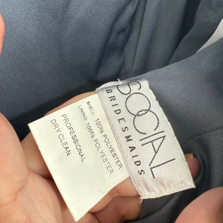 Social Sleeveless Tie Back Chiffon Trumpet Gown In Silver Dove Size 8