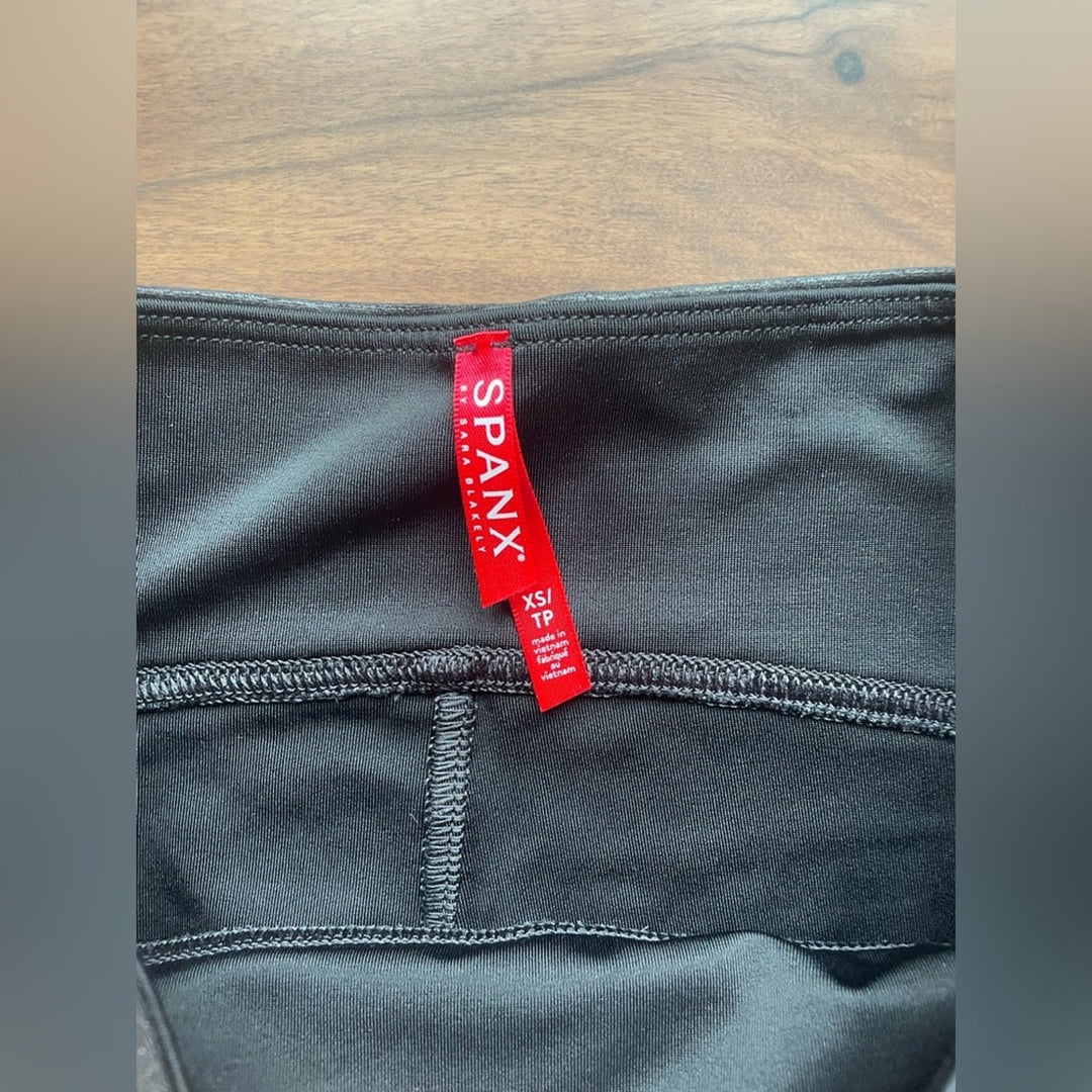 Spanx Shaping Faux Leather Leggings Size XS