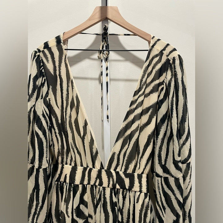 Toccin X RTR Zebra Romper Size 10