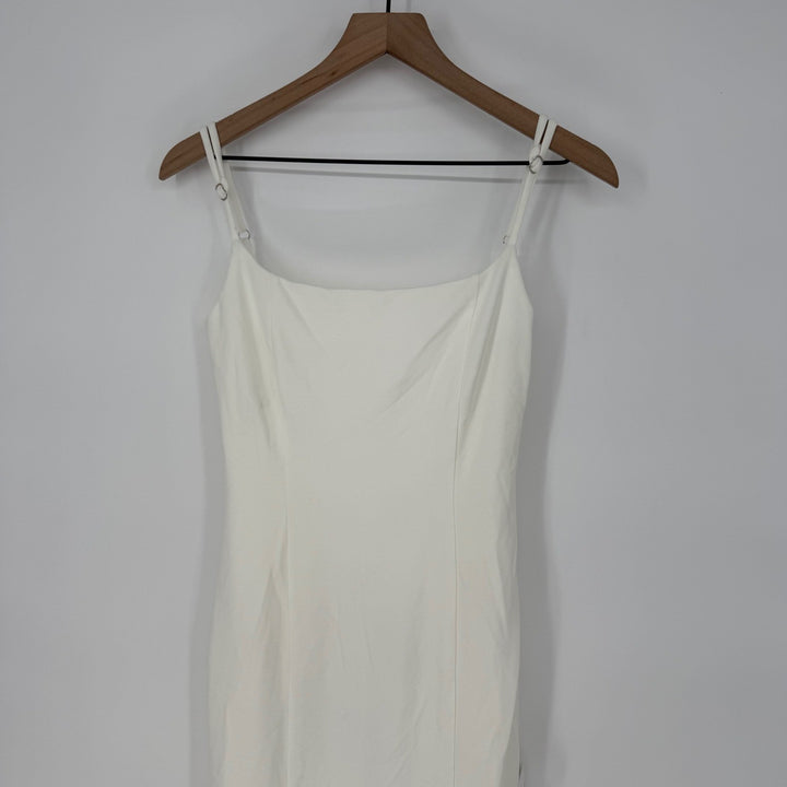 Lulus Blessed Romance White Sleeveless Button Back Mermaid Maxi Dress Size M