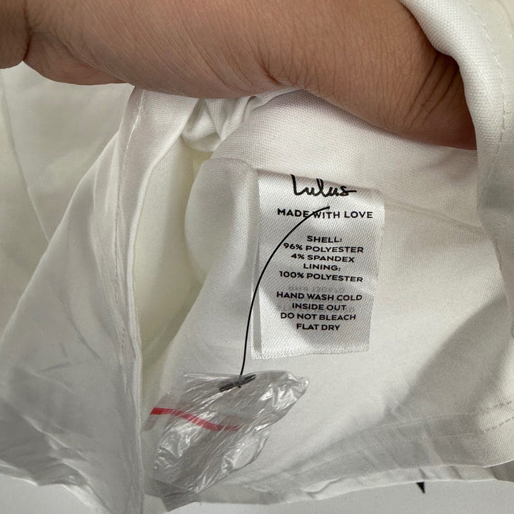 Lulus White Mock Neck Sleeveless Mini Dress Party Cocktail NWT Medium