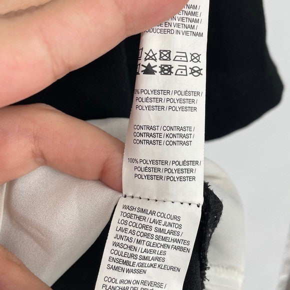 Atmosphere Black Cream Layered Top Gold Zipper Detail 3/4 Sleeve Size 6