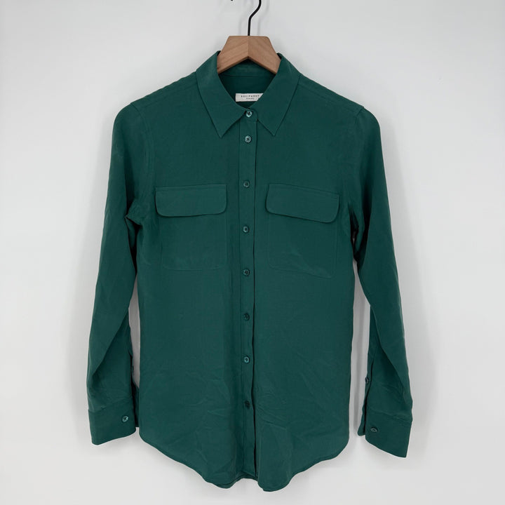 EQUIPMENT Femme Silk Button Down Shirt Green Long Sleeve Two Pocket Size XS
