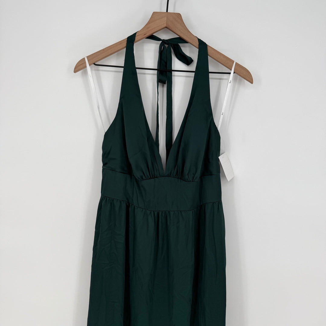 Thread Deep V-Neck Shirred Skirt Maxi Dress With Convertible Straps In Evergreen