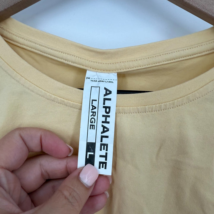Alphalete Cropped Tee Shirt Womens Large Beige Logo Cotton Stretch Everyday Wear