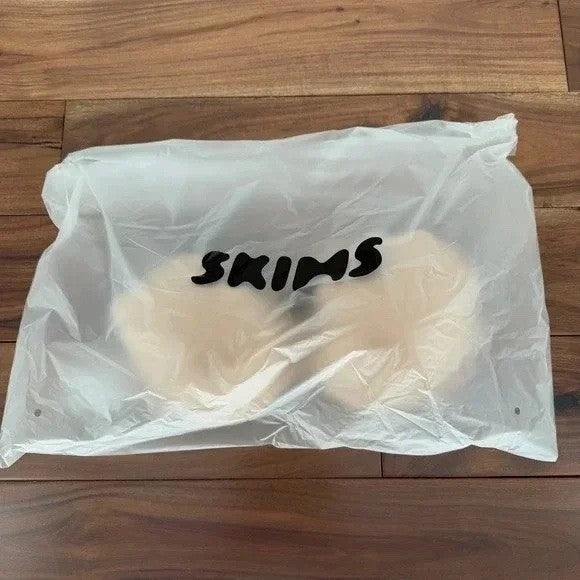 SKIMS Smoothing Intimates Full Coverage Lightly Lined Bra Clay 32C