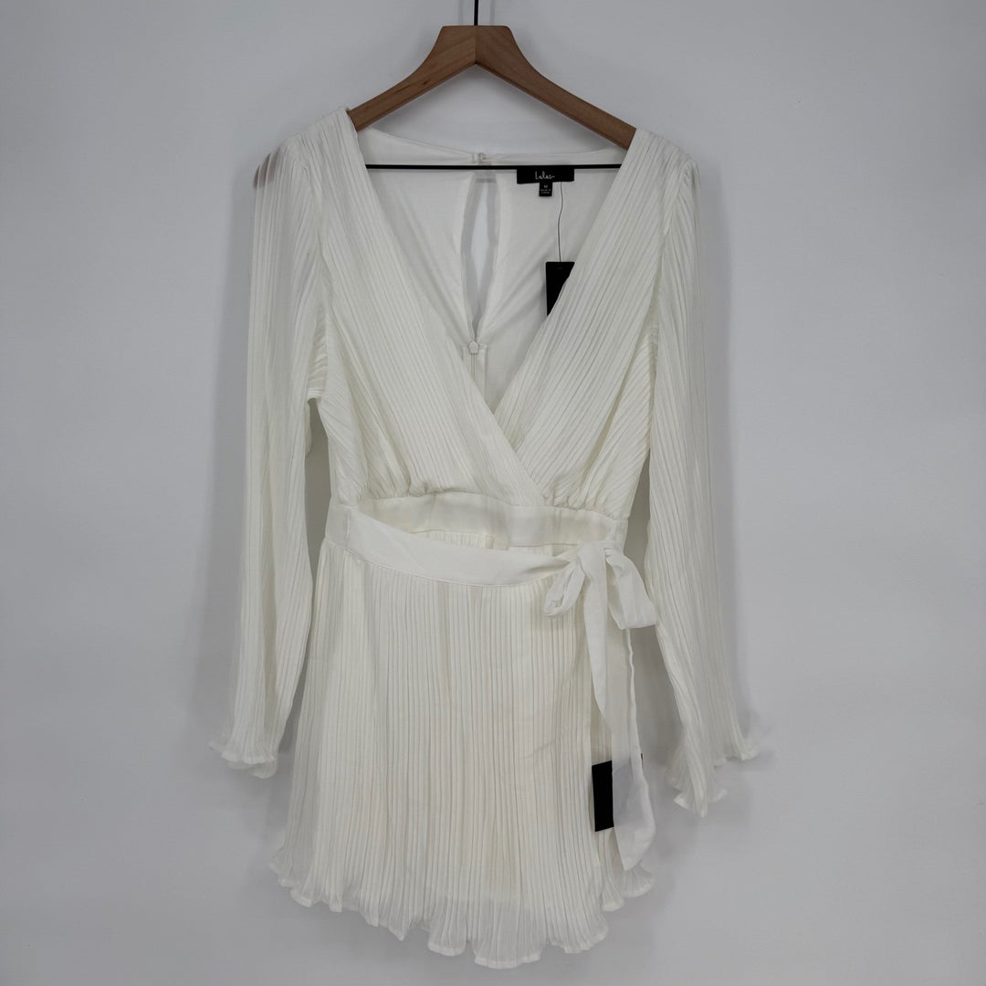 Lulus Pissed To Be Here White Plisse Ballon Sleeve Romper Size M