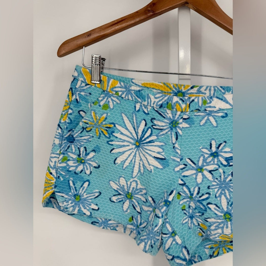 Lilly Pulitzer Waffle Breakwater Daisy Adie Blue Floral Shorts Size 6