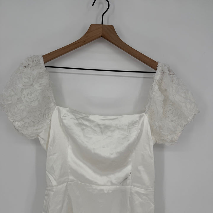 Lulus Precious Enchantment White Satin Floral Puff Sleeve Mini Dress Size S