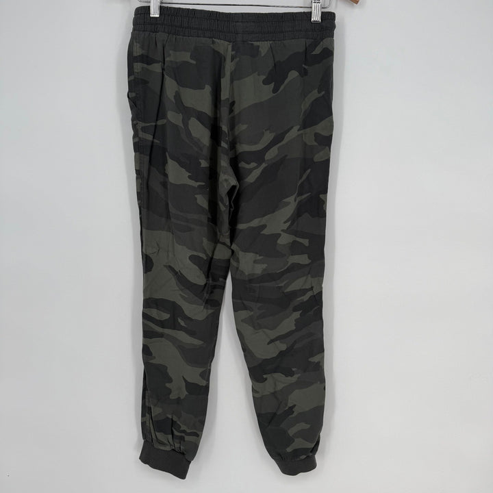 Splendid Camo Print Drawstring Jogger Pants Casual Comfy Athleisure Size XS