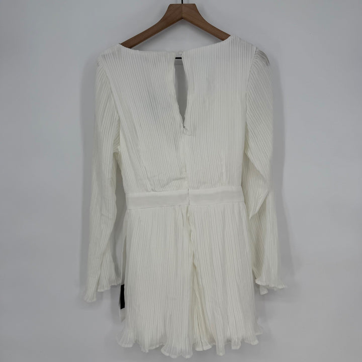Lulus Pissed To Be Here White Plisse Ballon Sleeve Romper Size M