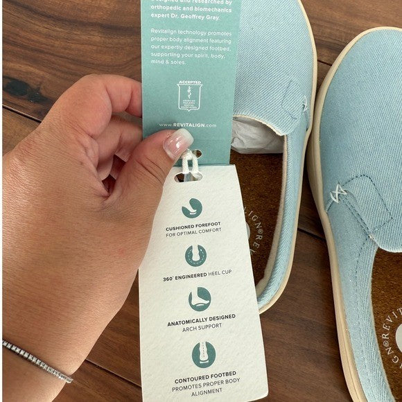 Waco Revitalign Women's Slip On Casual Shoes Light Blue Canvas Comfort Size 5.5