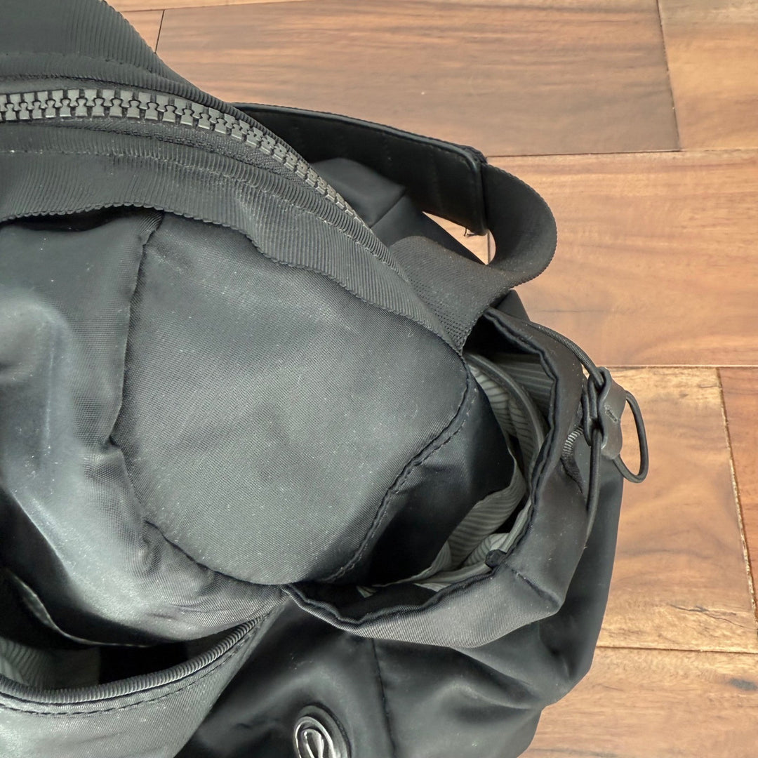 Lululemon Black Nylon Duffel Bag Gym Travel Weekender Sport Carryall