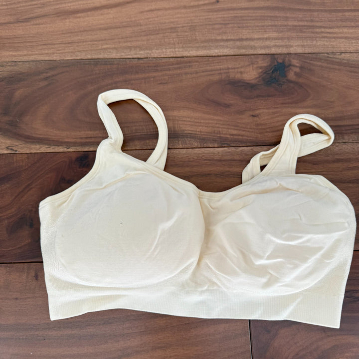 Truekind Daily Comfort Wireless Shaper Bra Womens Medium Beige Dig-Free Band