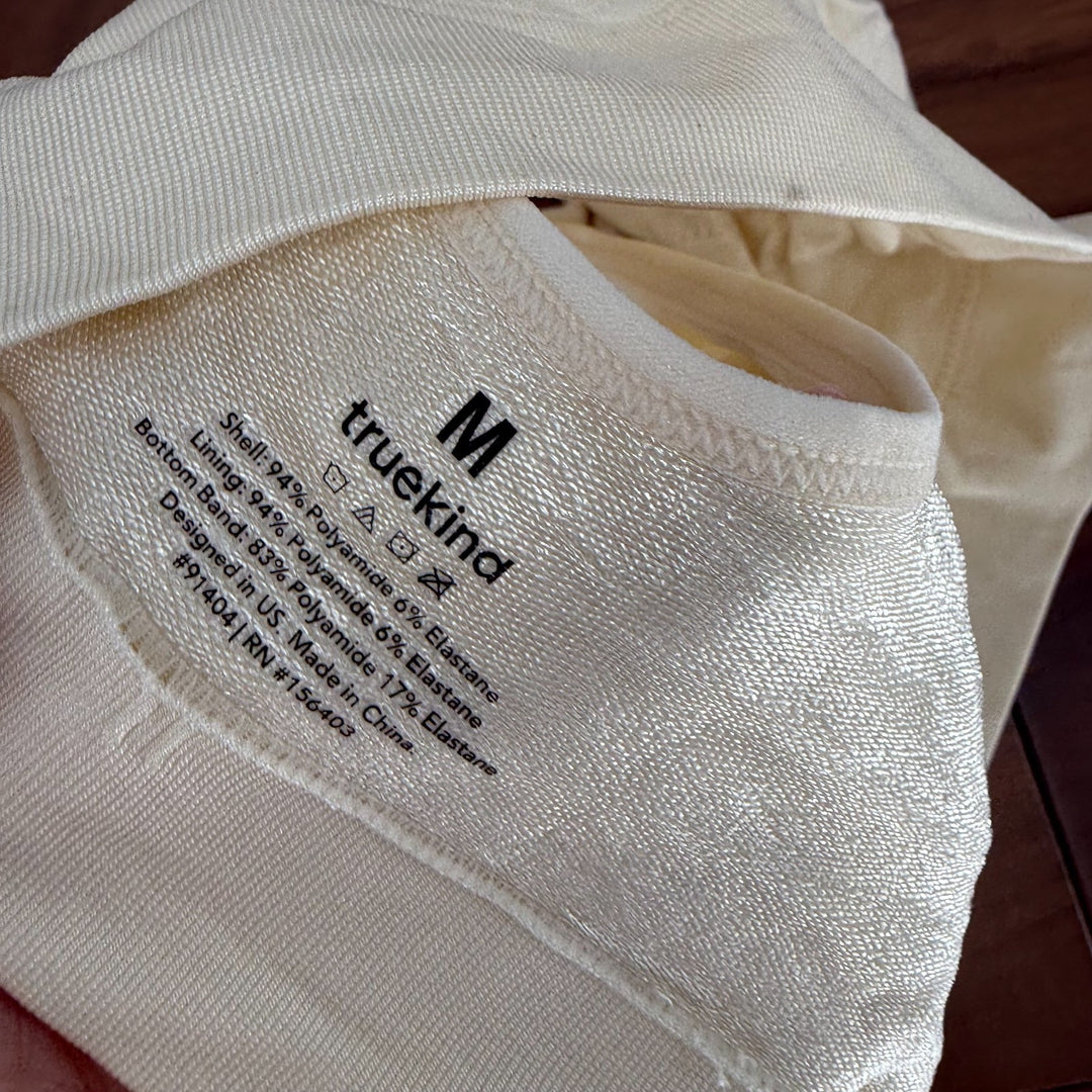 Truekind Everyday Throw-On Wireless Bralette Bra Womens Medium Beige Seamless