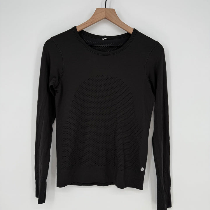 Lululemon Athletica Long Sleeve Athletic Top Black Perforated Mesh Size 4