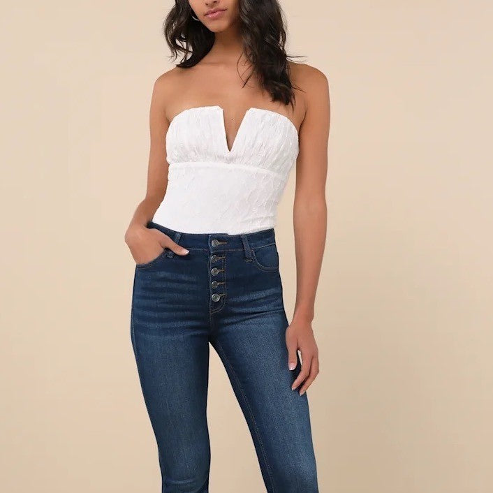 Lulus White Lace Sweetheart Neck Strapless Bodysuit Thong S