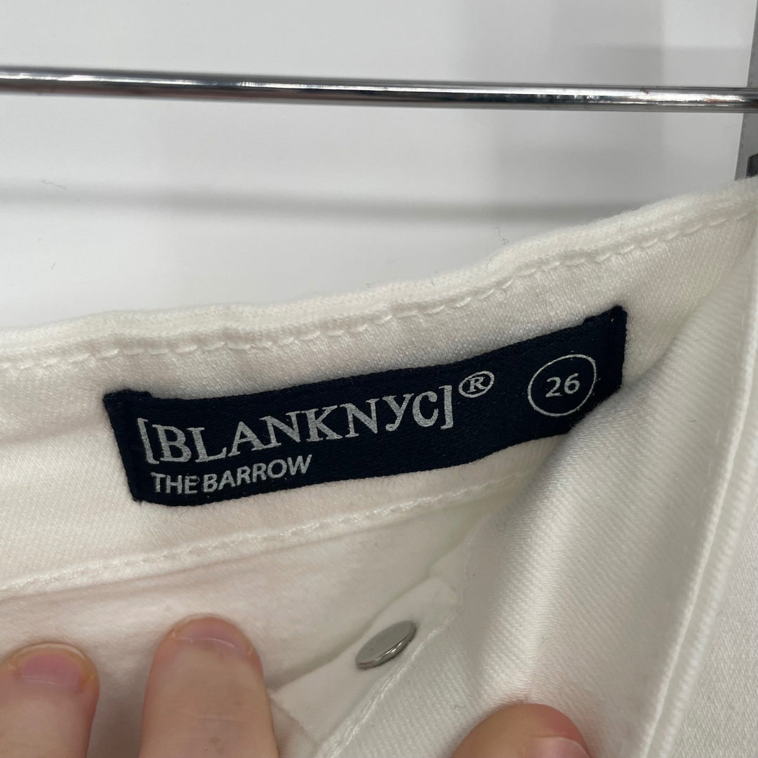 BLANKNYC The Barrow High Rise Short White Denim Raw Hem Size 26