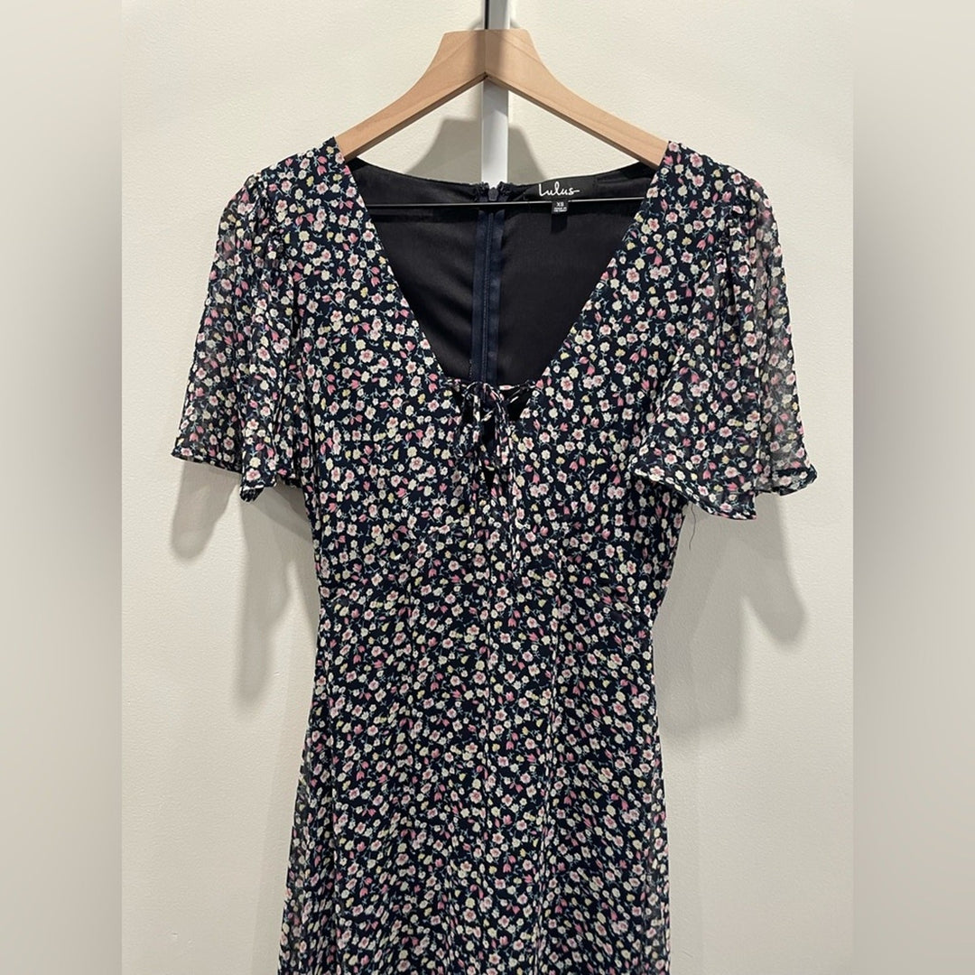 Lulus Renee Navy Blue Floral Print Ruffled Lace-Up Midi Dress Size XS