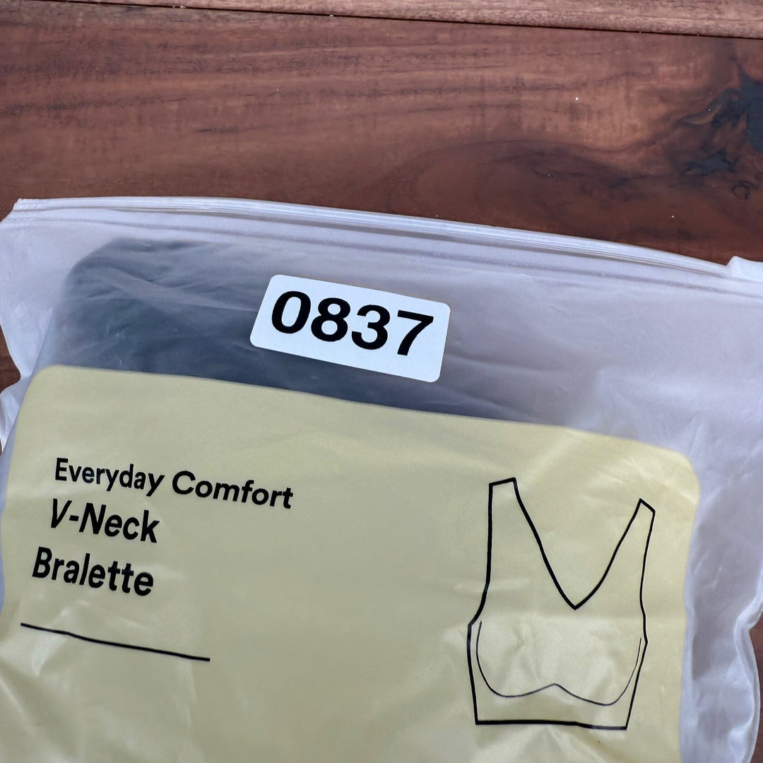 Truekind All Day Comfort V-Neck Bralette Black Everyday Bra Size Large