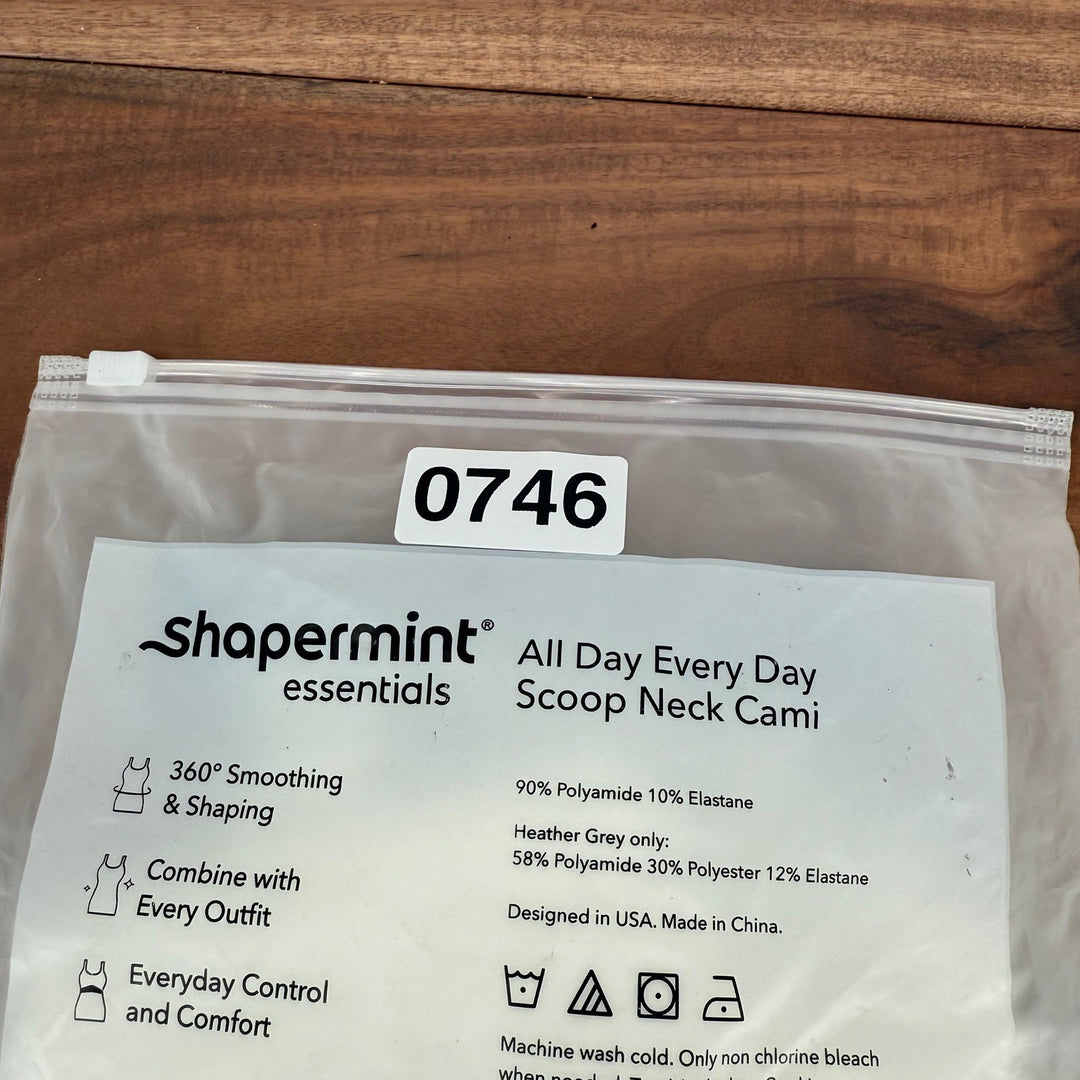 Shapermint Essentials All Day Every Day Scoop Neck Cami Tank Top White XL