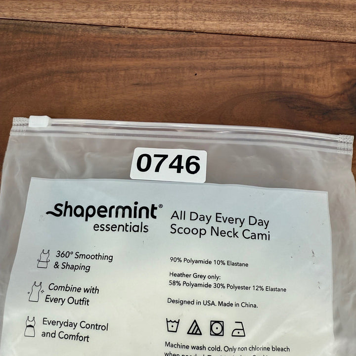 Shapermint Essentials All Day Every Day Scoop Neck Cami Tank Top White XL