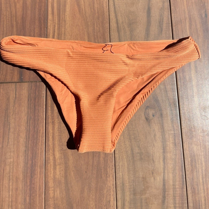 L Spance Sandy Classic Bottom Size S