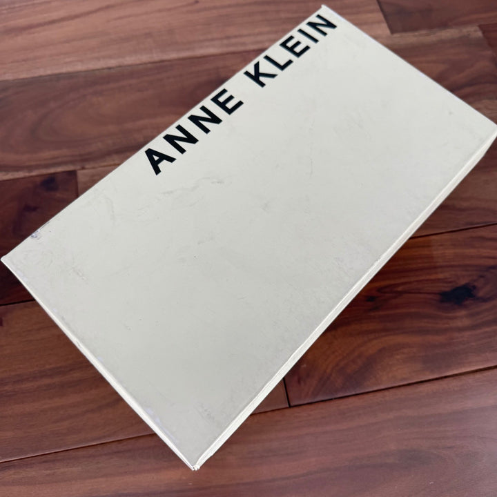 Anne Klein Akartise White Memory Foam Slingback Sandals Women's 8.5M