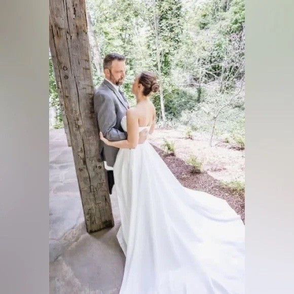 Lulus Lifetime of Love White Satin Strapless A-Line Gown Size 6