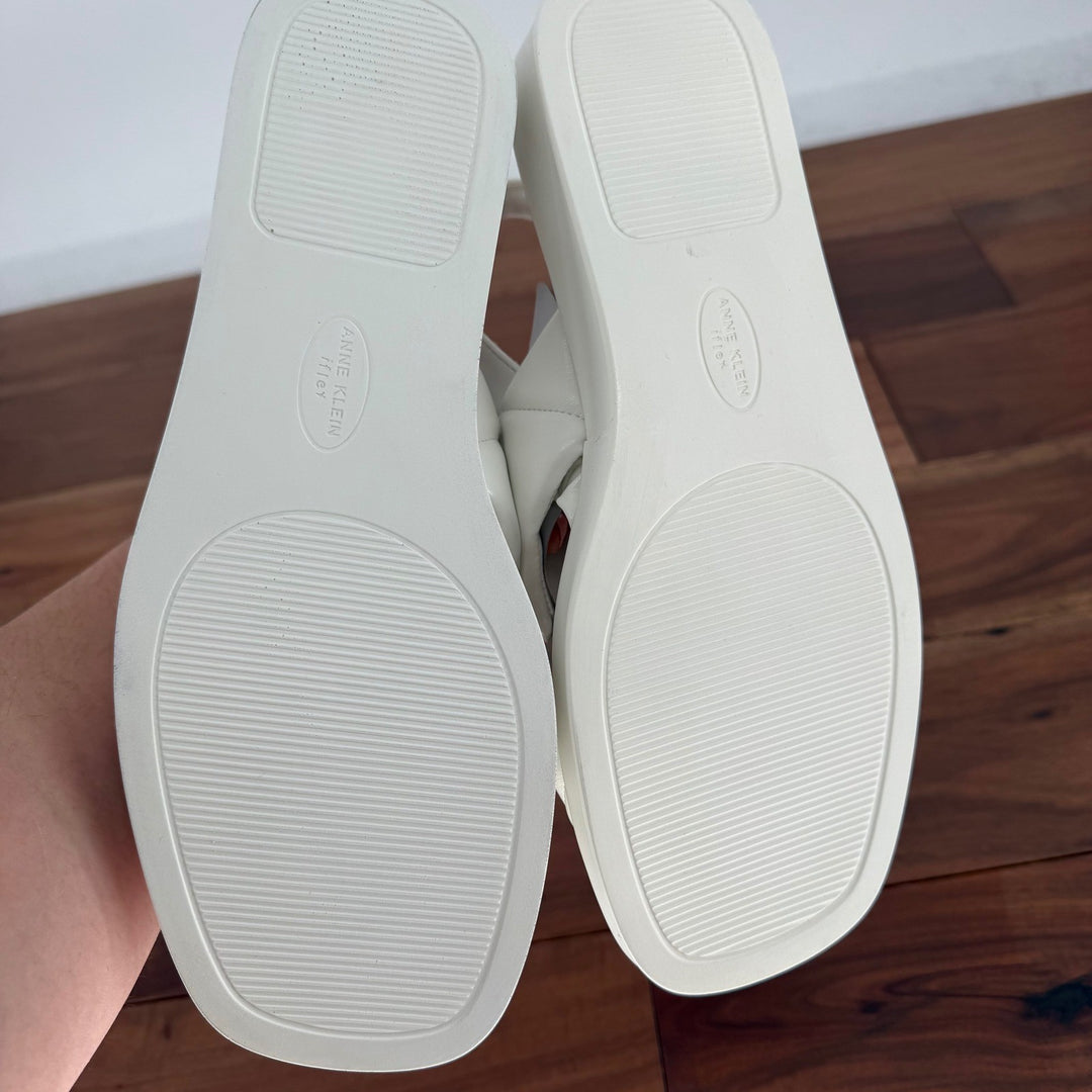 Anne Klein Akartise White Memory Foam Slingback Sandals Women's 8.5M