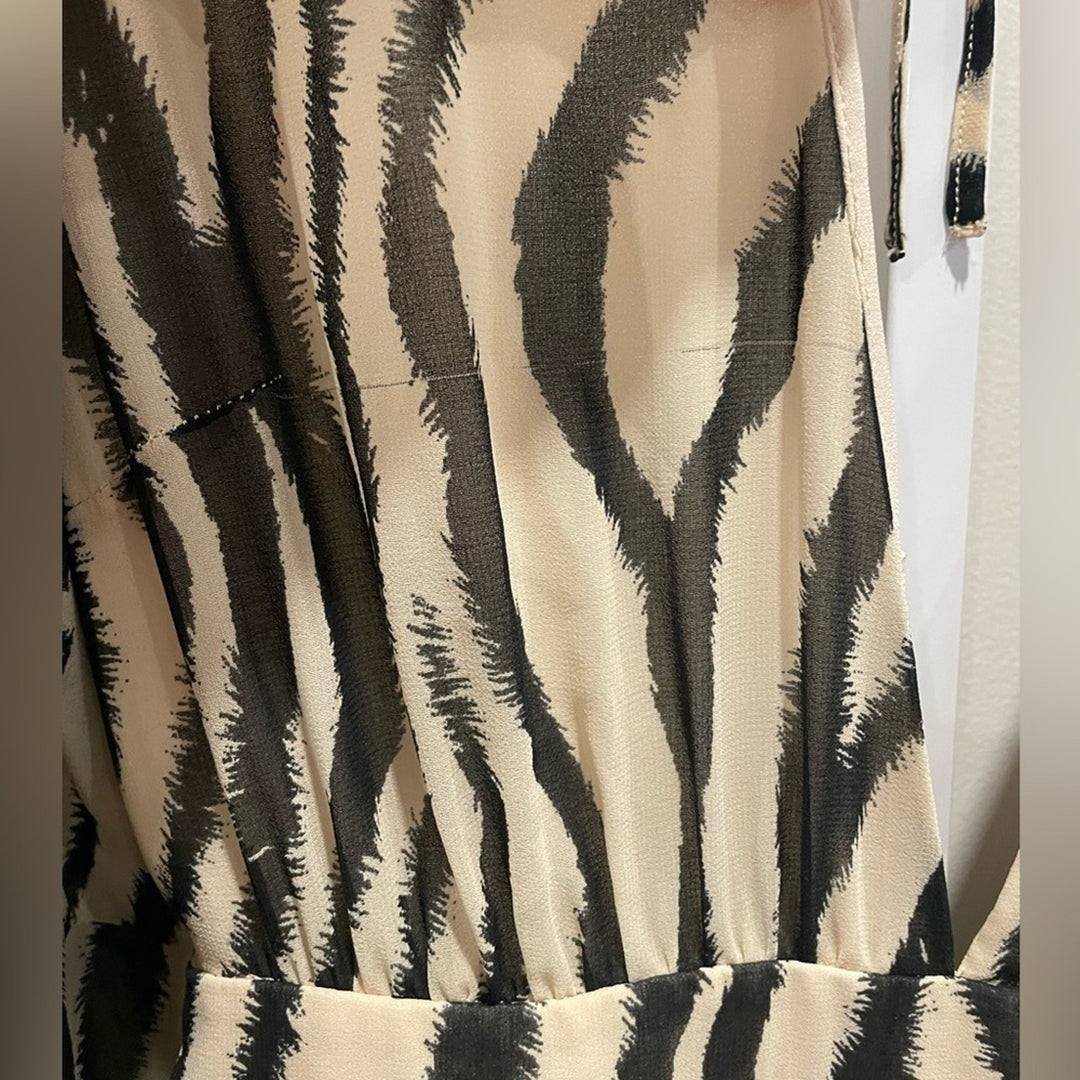 Toccin X RTR Zebra Romper Size 10
