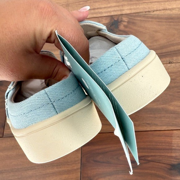 Waco Revitalign Women's Slip On Casual Shoes Light Blue Canvas Comfort Size 5.5