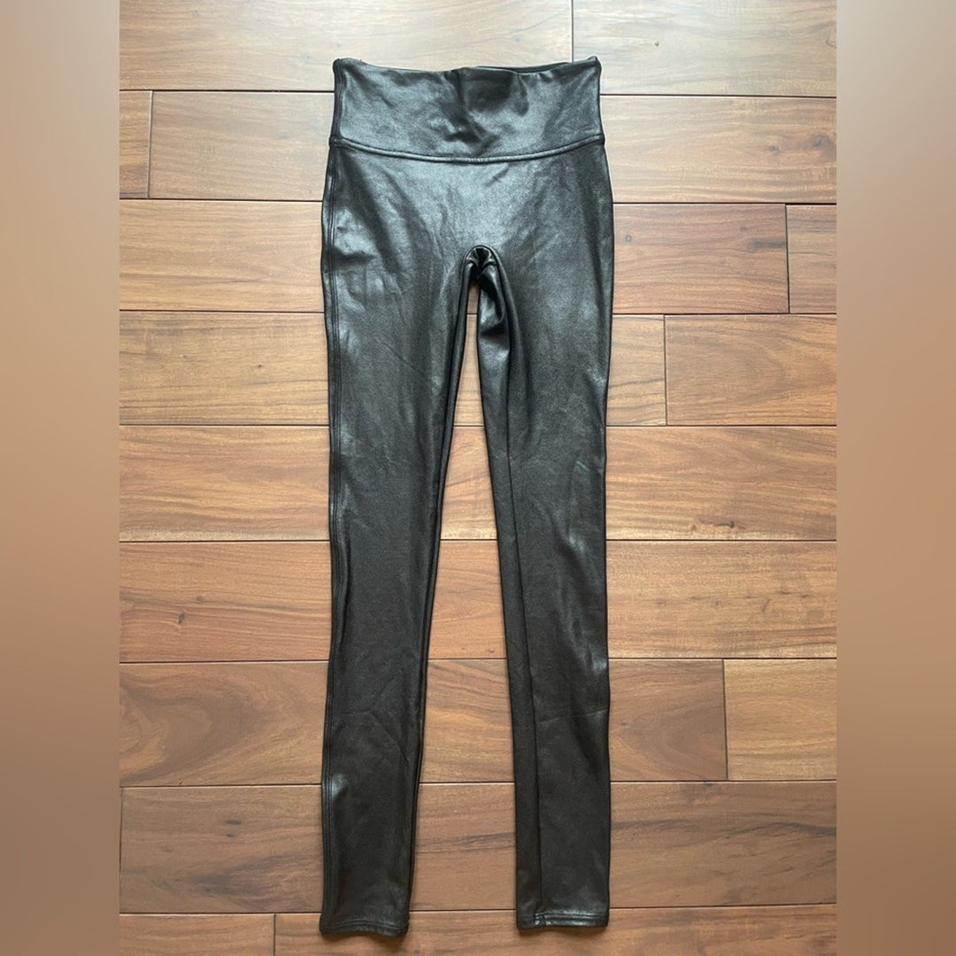 Spanx Shaping Faux Leather Leggings Size XS