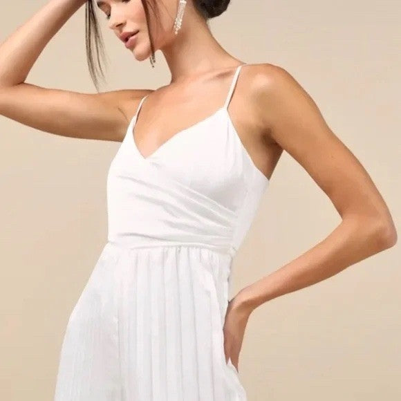 Lulus Memorably Sophisticated White Satin Pleated Backless Jumpsuit Size XS