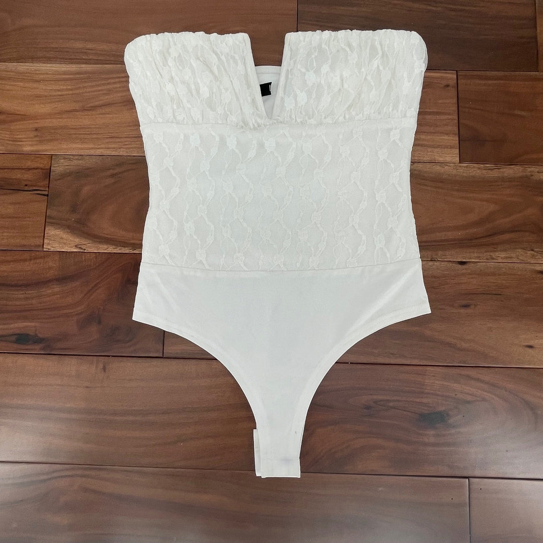 Lulus White Lace Sweetheart Neck Strapless Bodysuit Thong S