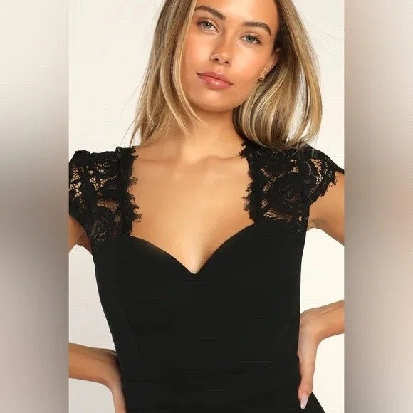 Lulus Momentous Moments Black Lace Backless Maxi Dress Size L