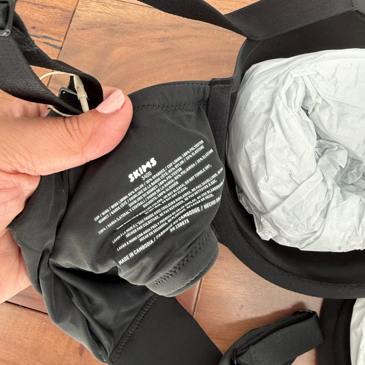 SKIMS Smoothing Intimates Full Coverage Lightly Lined Bra Onyx 34DD