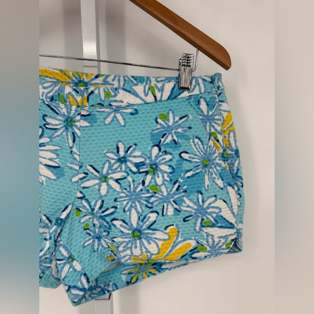 Lilly Pulitzer Waffle Breakwater Daisy Adie Blue Floral Shorts Size 6