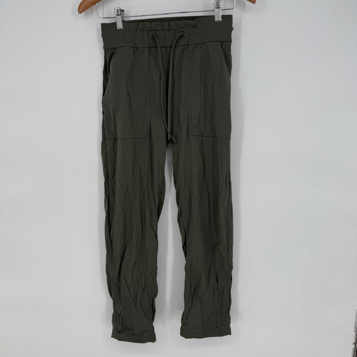 Lululemon Align Ribbed Jogger Pants Olive Green Size 4 Drawstring Pockets