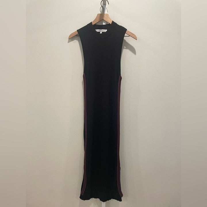 Cupcakes and Cashmere Leola Dress Size M