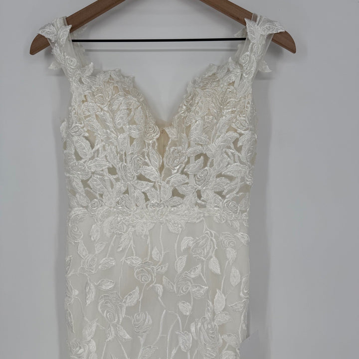 Lulus Precious Romance White Embroidered Off-The-Shoulder Maxi Dress Size 4