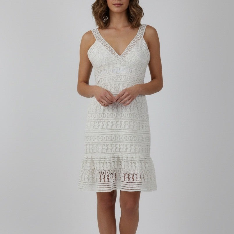 DIANE von FURSTENBERG Tiana Lace Midi Dress White Size 12 V Neck Ruffle Hem